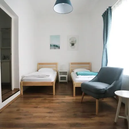 Jokai 19 Vendeghaz * 维斯普雷姆