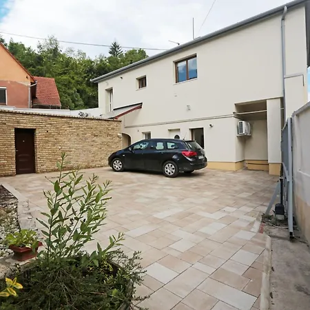 公寓 Jokai 19 Vendeghaz 维斯普雷姆