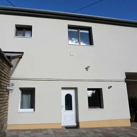 公寓 Jokai 19 Vendeghaz 维斯普雷姆