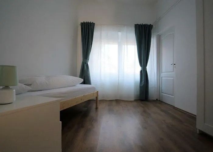 Jokai 19 Vendeghaz Veszprem